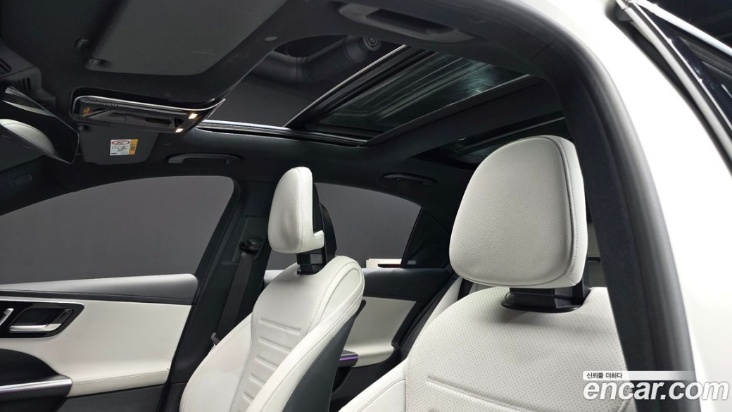 Mercedes-Benz C-Class C300 AMG Line, 2022