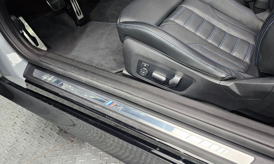 BMW 2-Series M240i xDrive Coupe, 2022