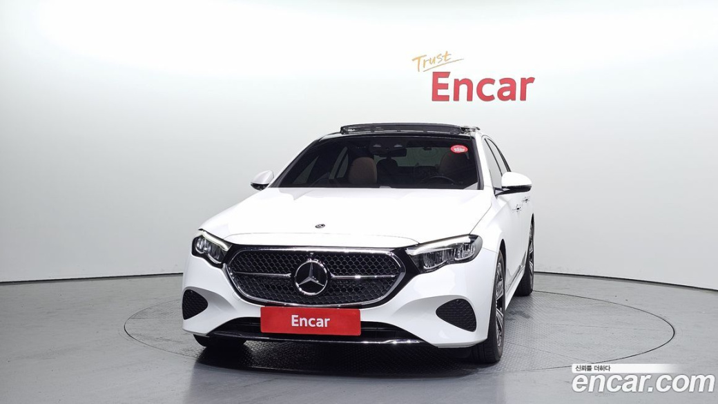 Mercedes-Benz E-Class E200 Avantgarde, 2024
