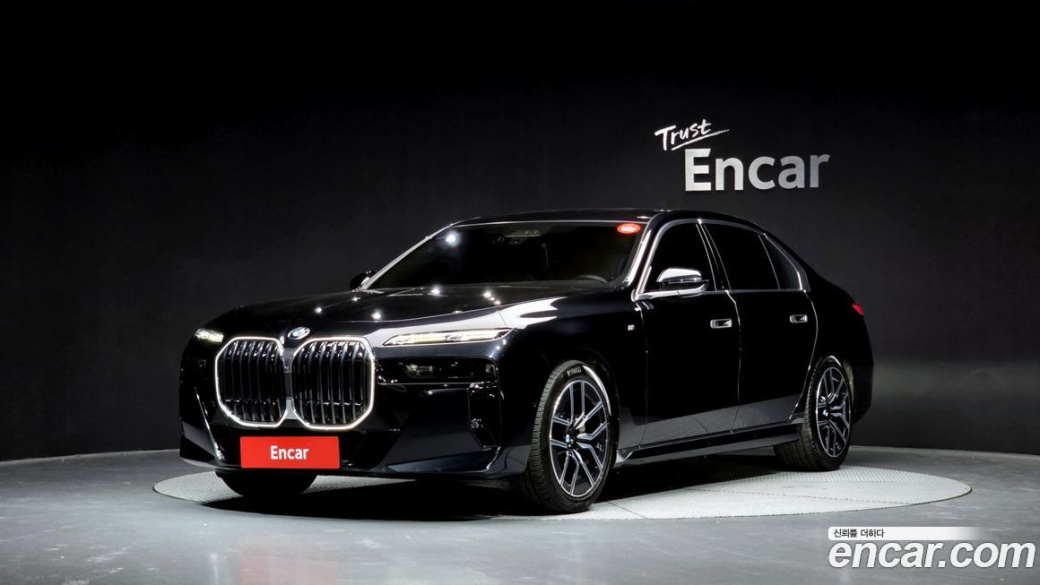 BMW 7-Series 740i xDrive M Sport, 2024
