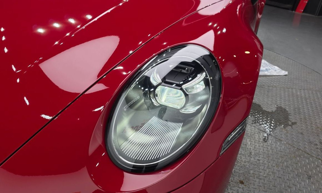 Porsche 911 Carrera 4S Cabriolet, 2024
