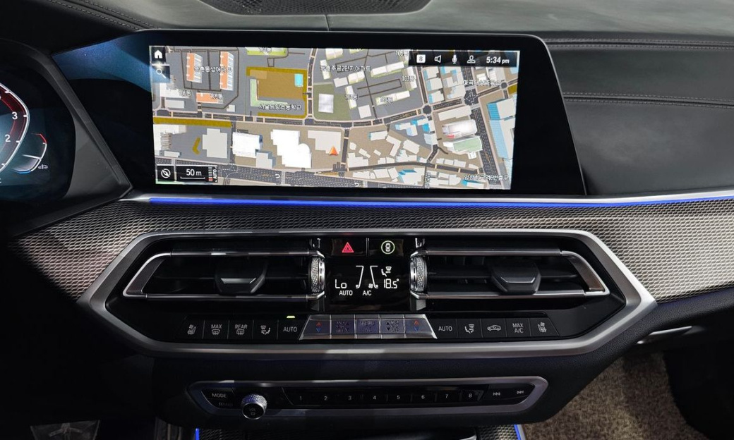 BMW X5 xDrive 40i M Sport, 2022