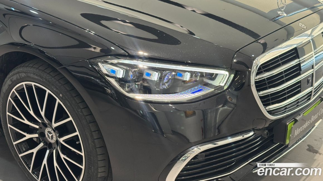 Mercedes-Benz S-Class S580L 4MATIC, 2025
