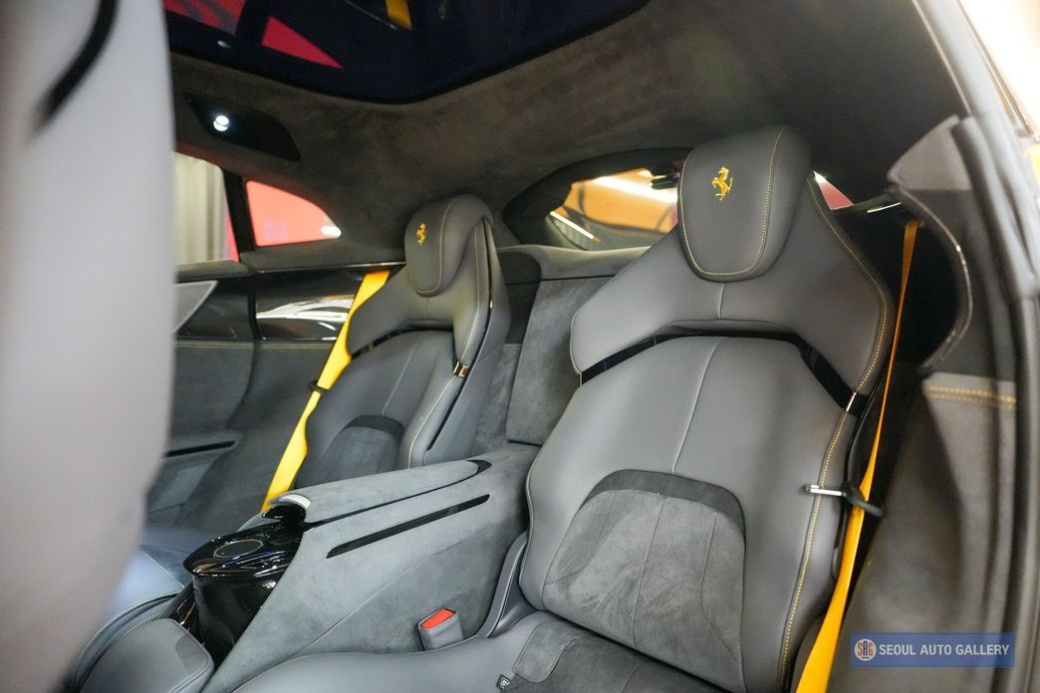 Ferrari Purosangue 6.5 V12, 2025