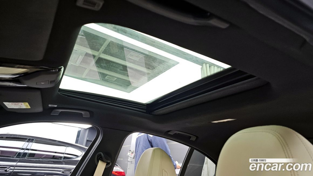 BMW 3-Series 320i M Sport, 2022