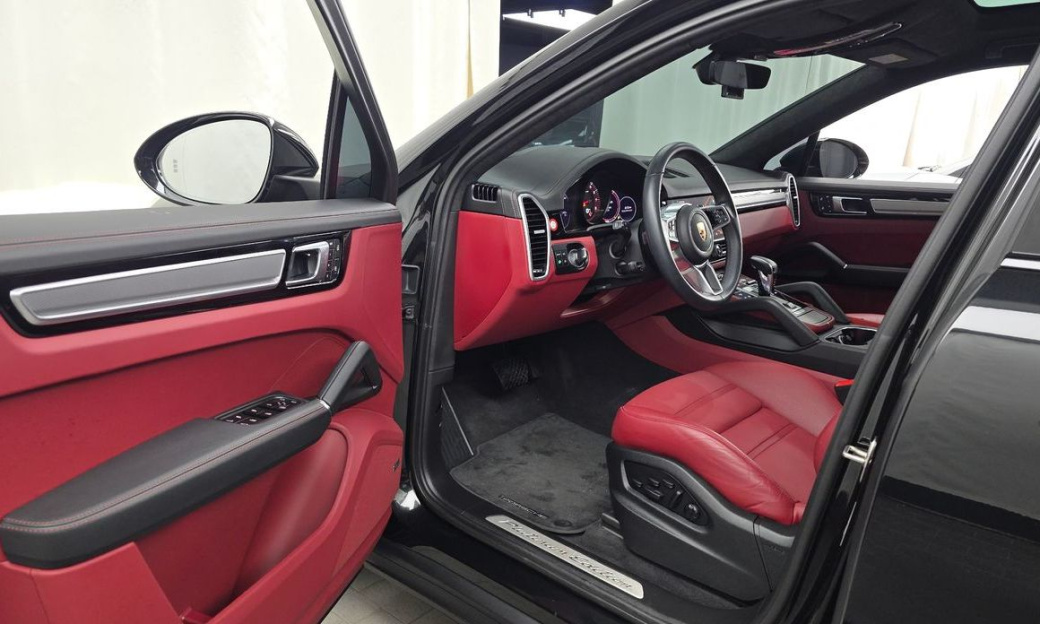 Porsche Cayenne 3.0 COUPE PLATINUM EDITION, 2023