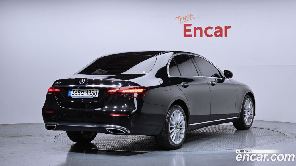 Mercedes-Benz E-Class E250 Exclusive, 2022