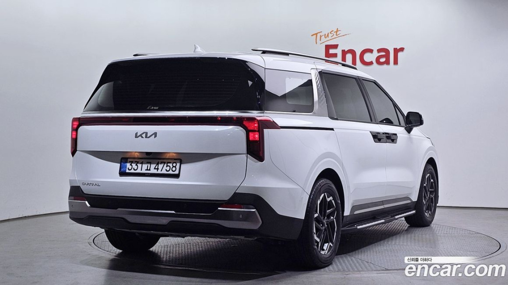 Kia Carnival 9-Seater Noblesse, 2025