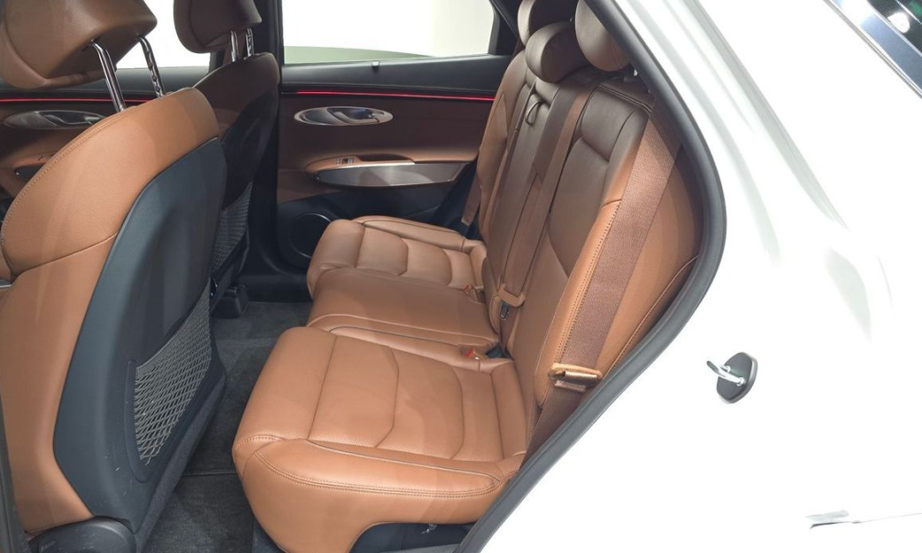 Genesis GV70 2.5T Gasoline 2WD, 2025