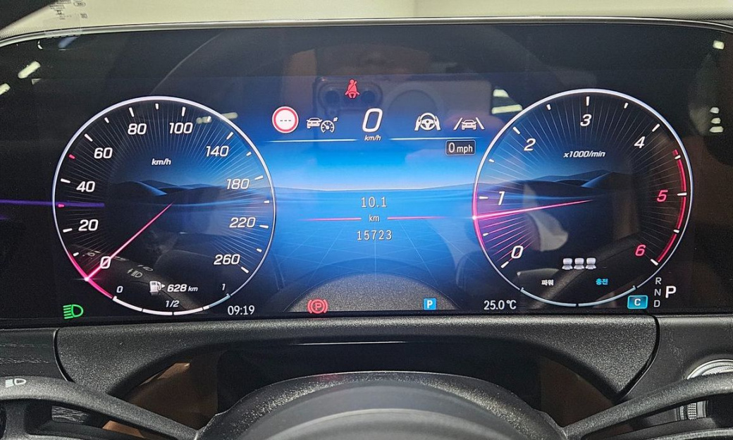 Mercedes-Benz E-Class E220d 4MATIC Exclusive, 2024