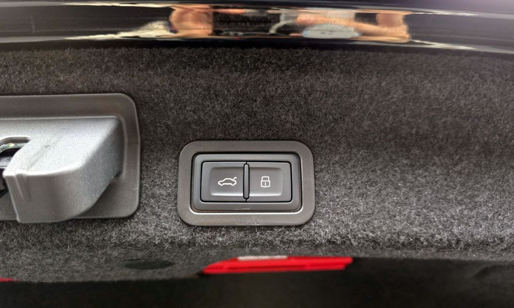 Audi A6 45 TFSI Premium, 2025