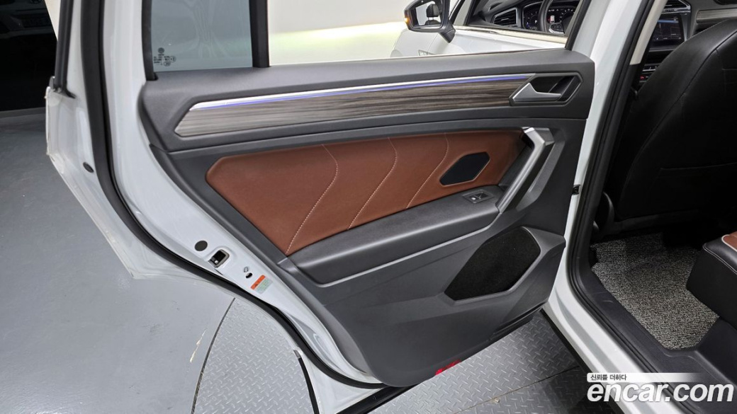Volkswagen Tiguan 2.0 TSI Prestige, 2023