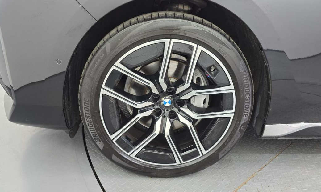 BMW 7-Series 740d xDrive M Sport, 2025