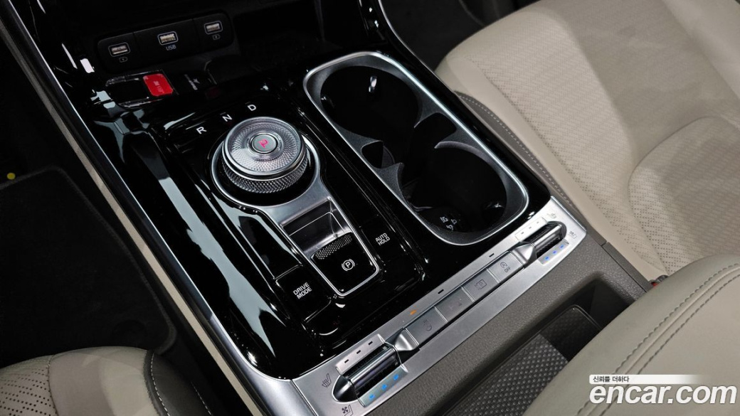 Kia Carnival 9-Seater Signature, 2022