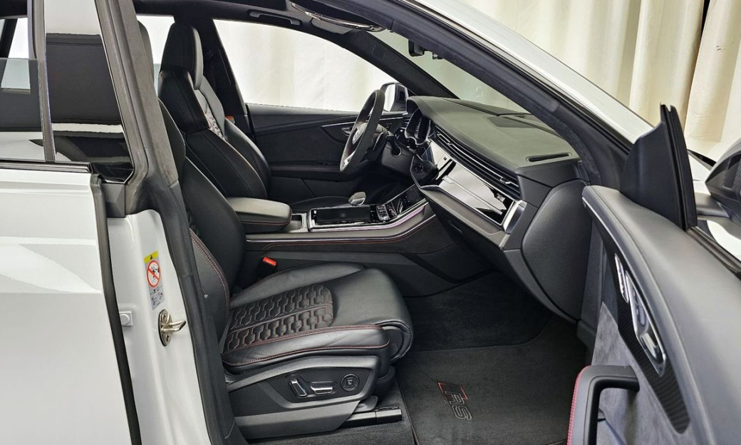 Audi RSQ8 4.0 TFSI Quattro, 2021