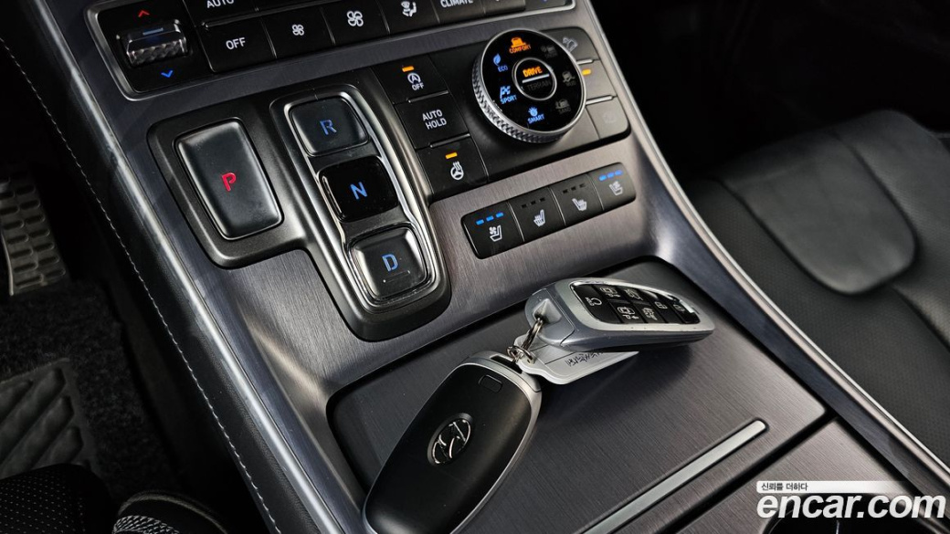 Hyundai Santafe Diesel 2.2 4WD, 2023