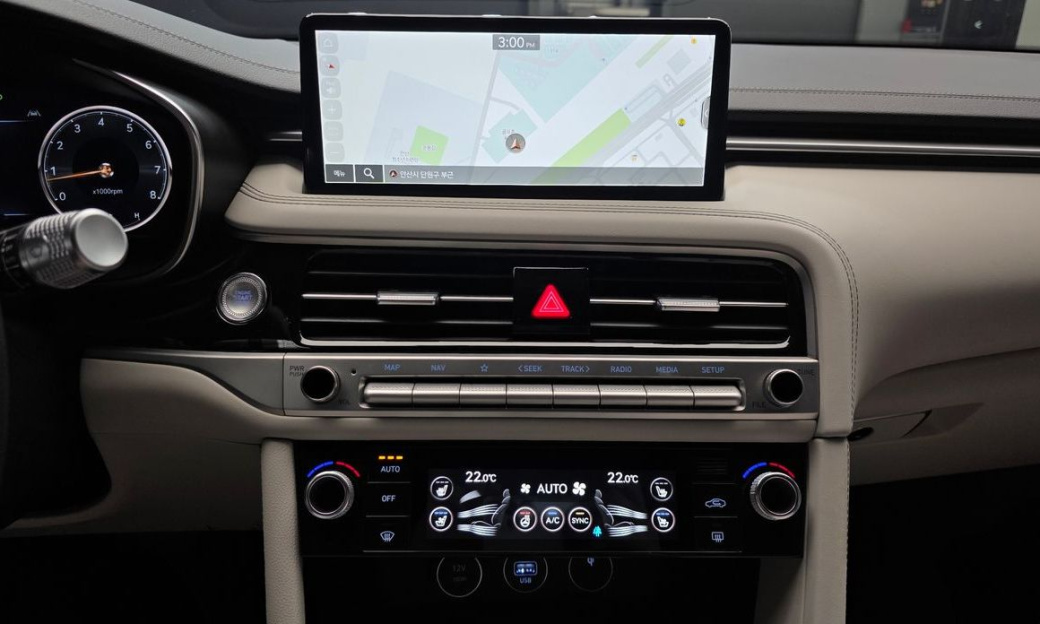 Genesis G70 Gasoline 2.5T 4WD, 2025