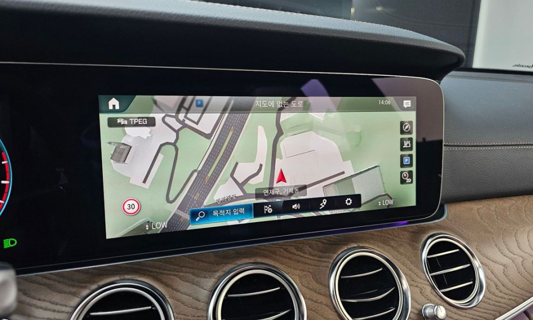 Mercedes-Benz E-Class E250 Exclusive, 2023
