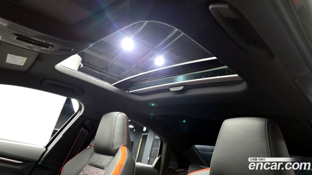 Audi RS3 2.5 TFSI Quattro Carbon Edition, 2025