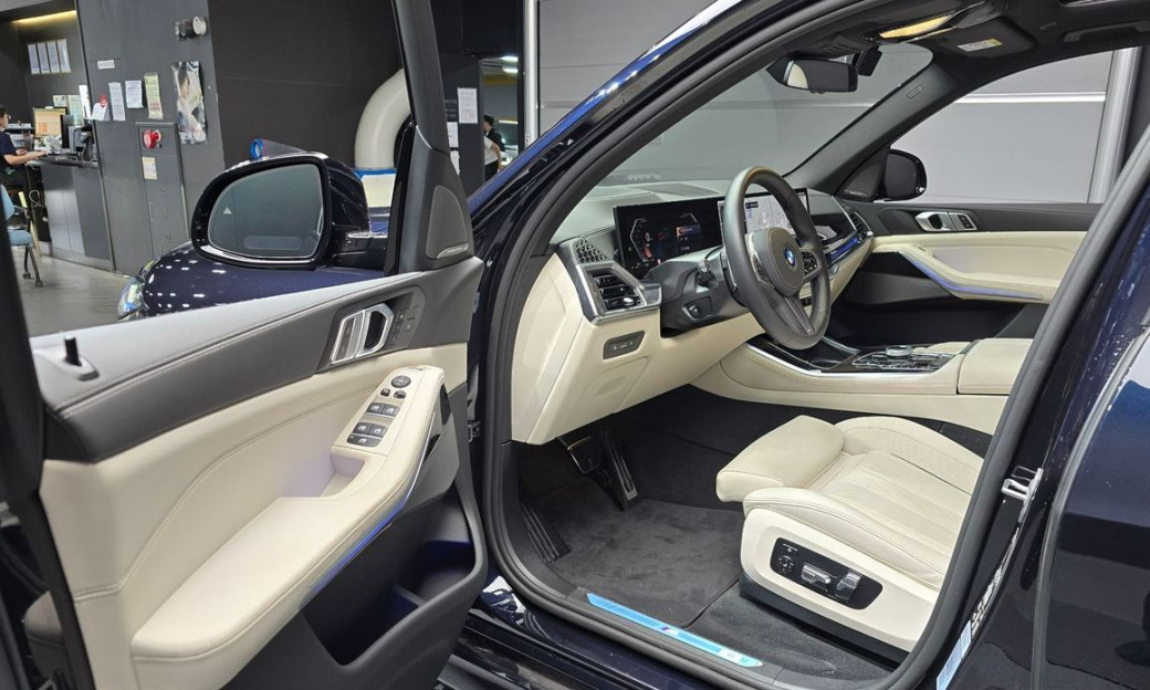 BMW X5 xDrive 40i M Sport, 2025