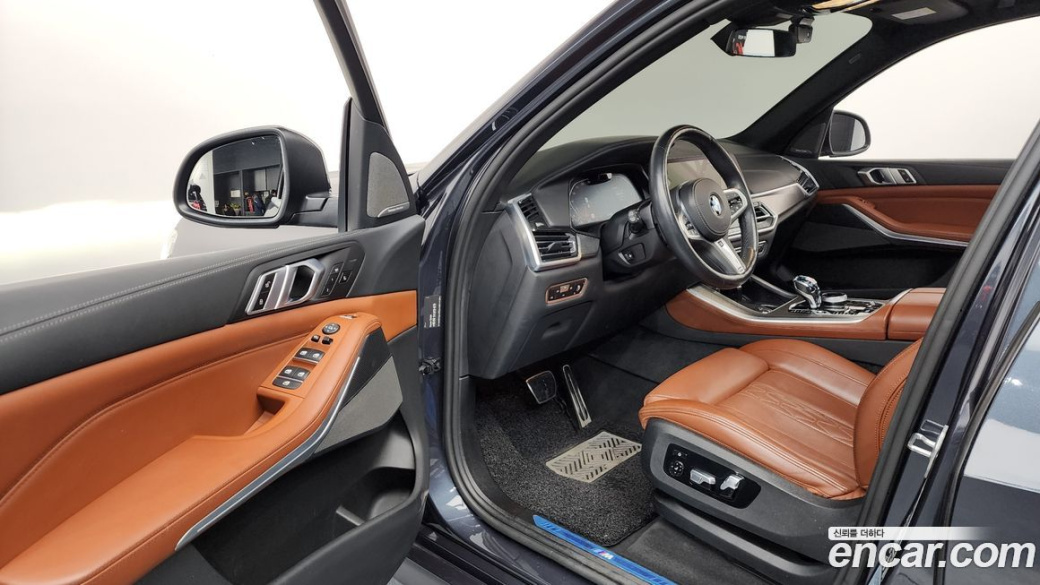 BMW X5 xDrive 40i M Sport, 2022