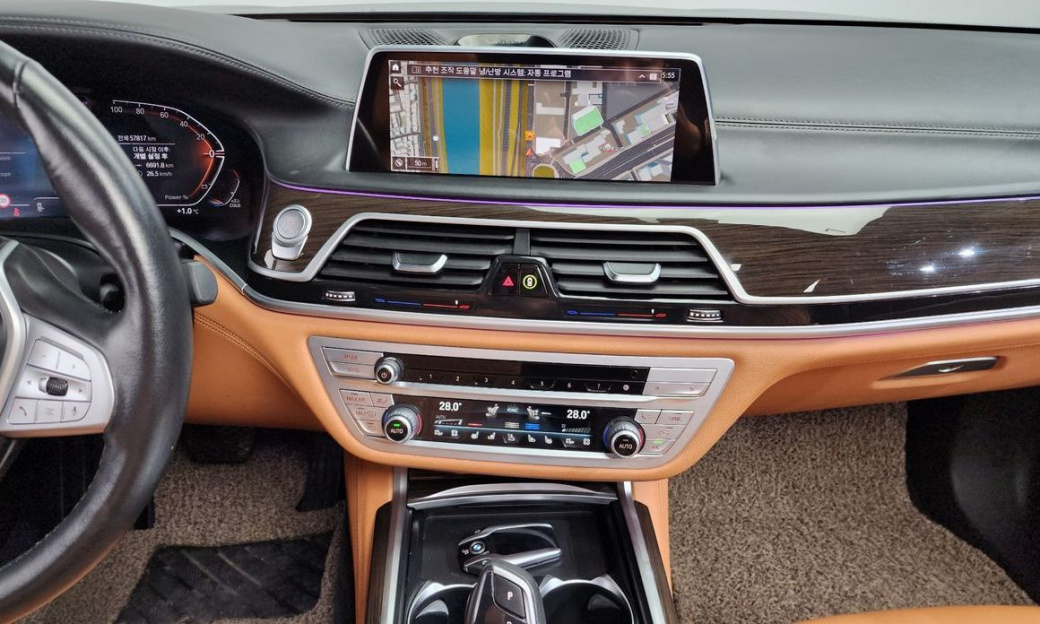 BMW 7-Series 730d xDrive Design Pure Excellence, 2022