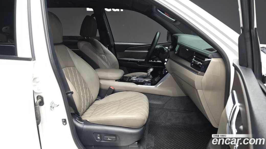 Kia Mohave Diesel 3.0 4WD 5-Seater, 2022
