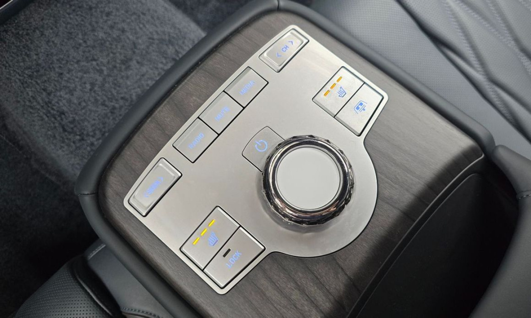 Genesis G80 Gasoline 2.5 Turbo 2WD, 2025