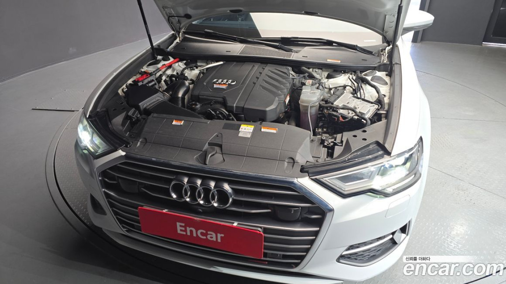 Audi A6 45 TFSI, 2023