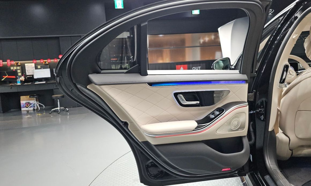 Mercedes-Benz S-Class S450 4MATIC, 2026