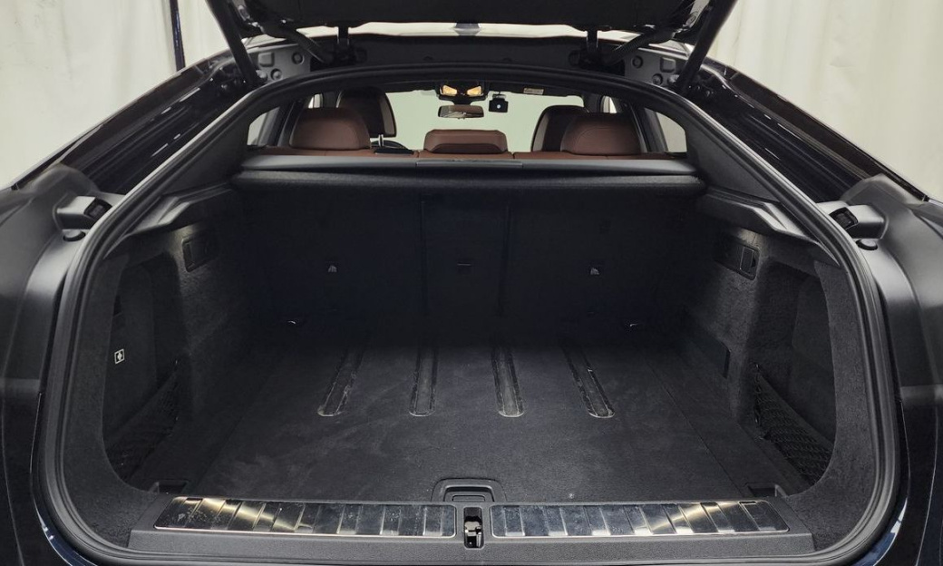 BMW X6 xDrive30d M Sport, 2024