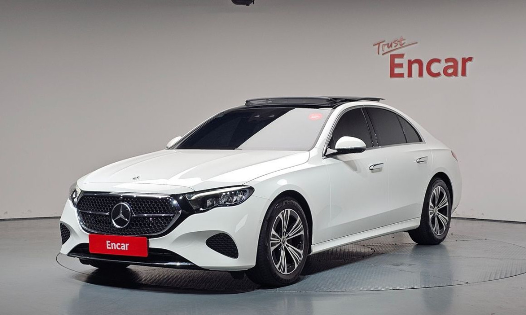 Mercedes-Benz E-Class E200 Avantgarde, 2024