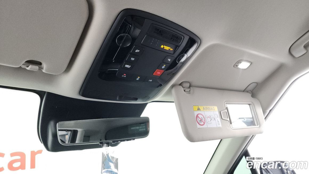 Kia Carnival 9-Seater Noblesse, 2025