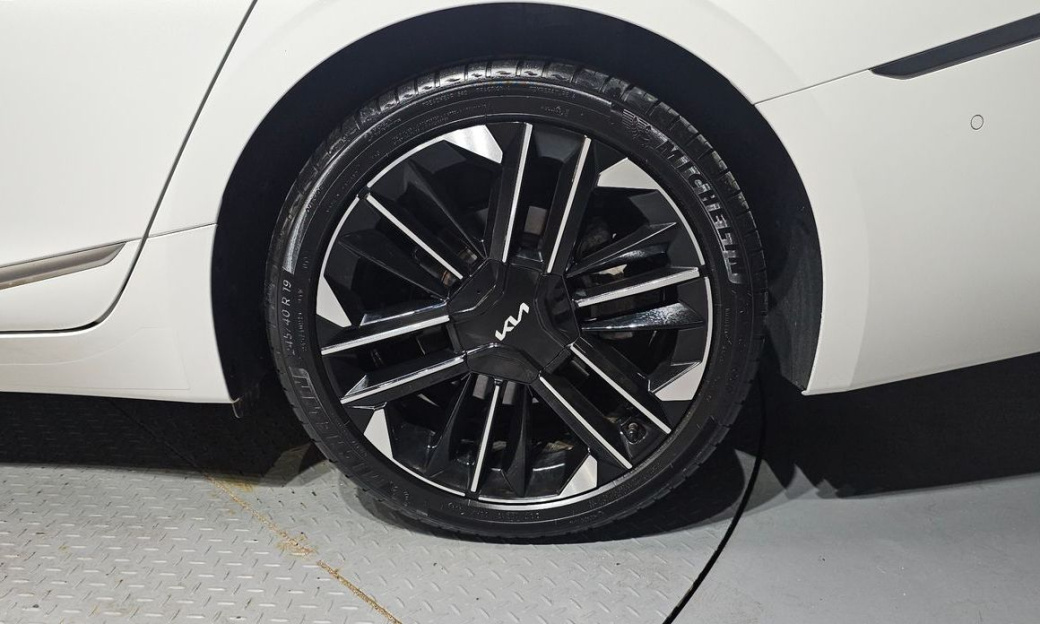 Kia K8 2.5 Gasoline 2WD, 2025