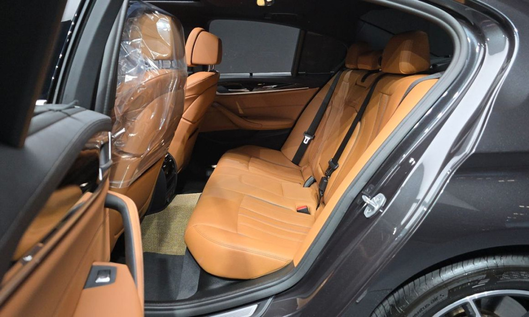BMW 5-Series 520i M Sport, 2022
