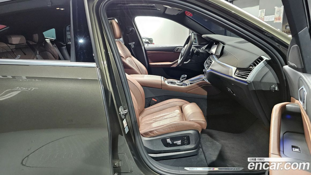 BMW X6 xDrive40i M Sport, 2023