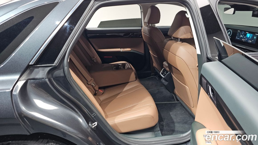 Hyundai Grandeur 2,5 Gasoline 2WD, 2023