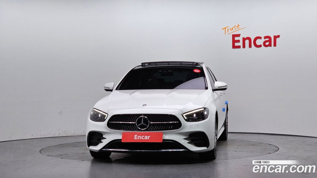 Mercedes-Benz E-Class E350 4MATIC AMG Line, 2022