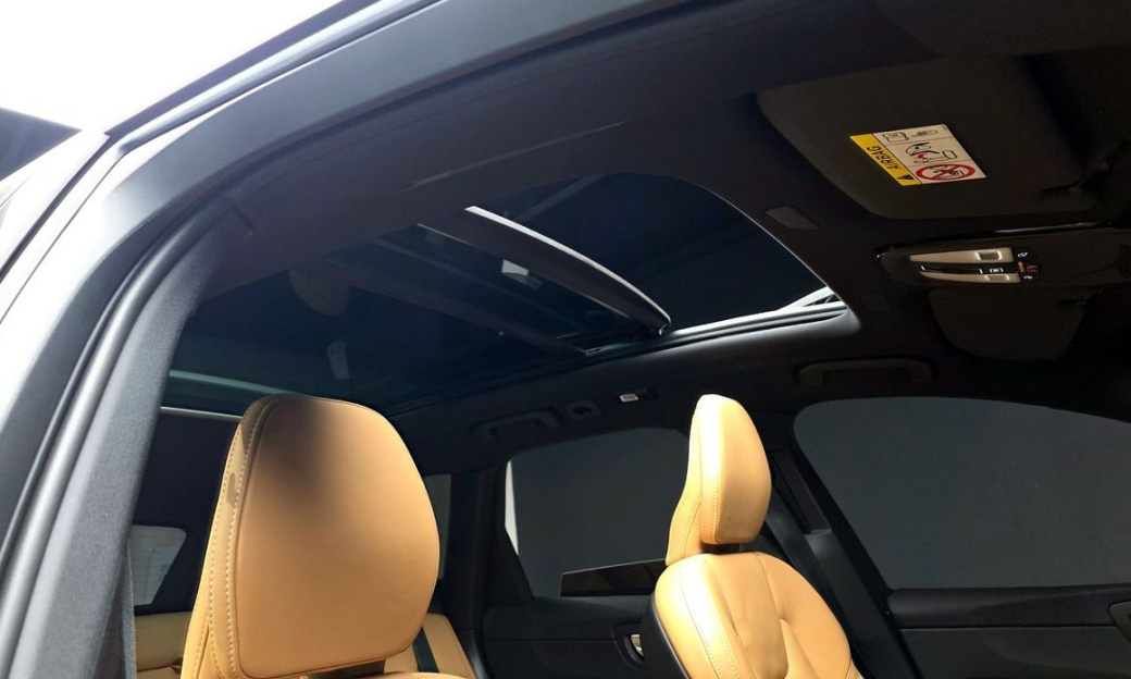 Volvo XC60 B5 Ultra Bright, 2025