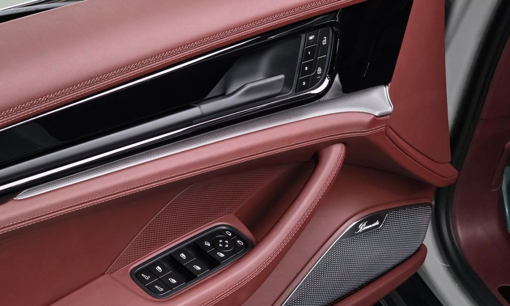 Porsche Panamera 4.0 GTS, 2025