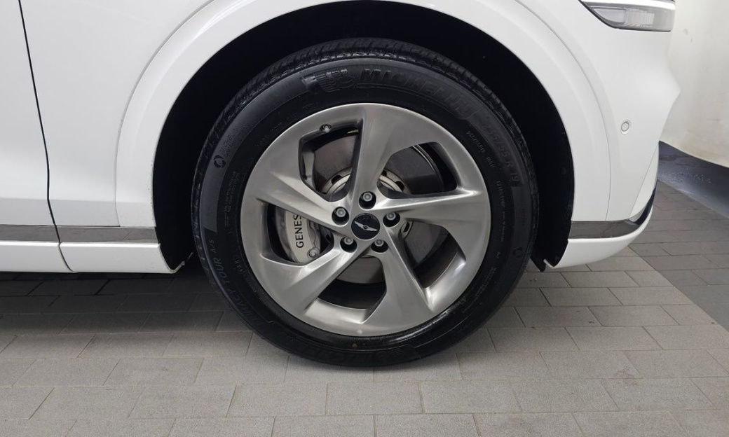 Genesis GV70 2.5T Gasoline AWD, 2025