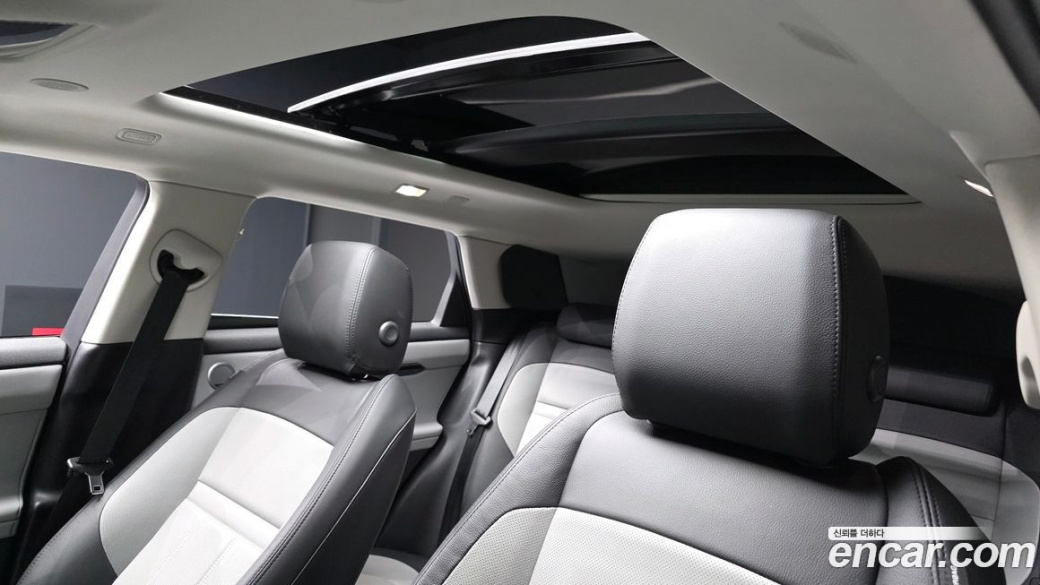 Land Rover Range Rover Evoque P250 Dynamic SE, 2025