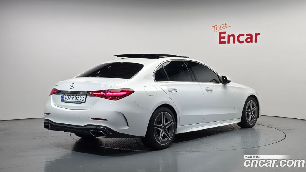 Mercedes-Benz C-Class C200 AMG Line, 2025