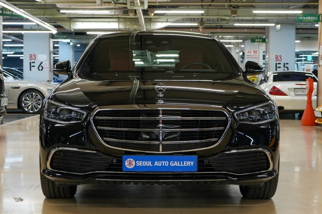 Mercedes-Benz S-Class S350 d 4MATIC, 2025