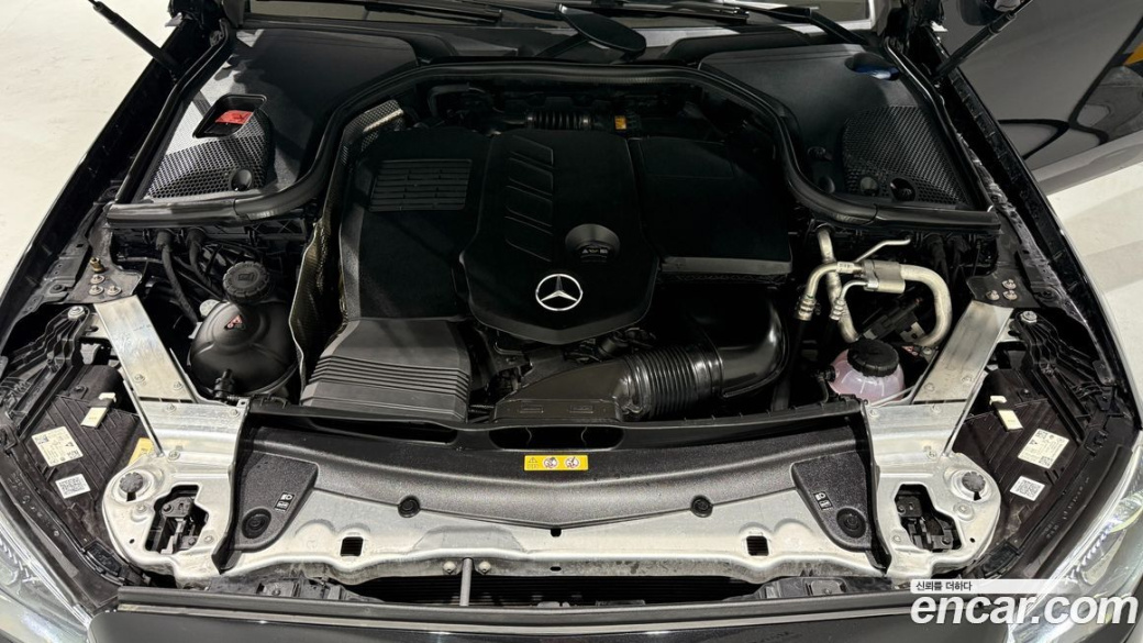 Mercedes-Benz E-Class E300d 4MATIC Coupe, 2023