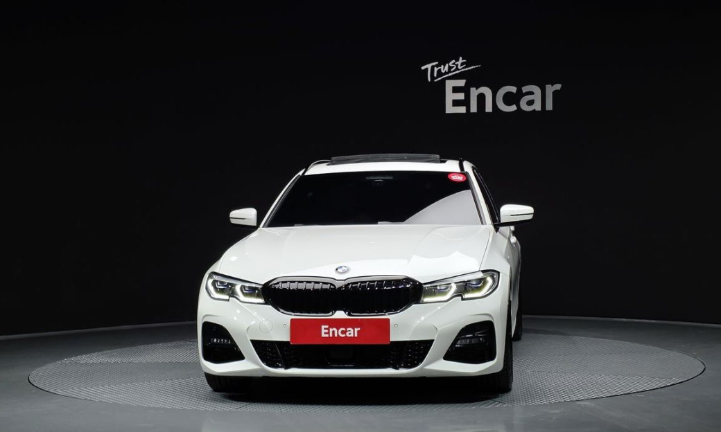 BMW 3-Series 320d Touring M Sport, 2022