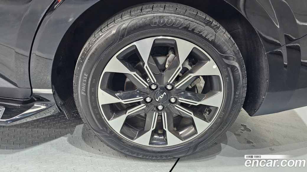 Kia Carnival 7-Seater Noblesse, 2023