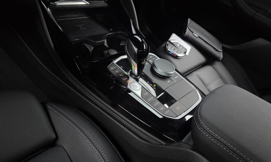 BMW X4 xDrive20i M Sport Pro Special Edition, 2025