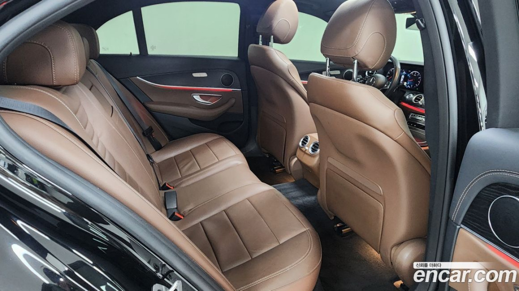Mercedes-Benz E-Class E250 AMG Line, 2023