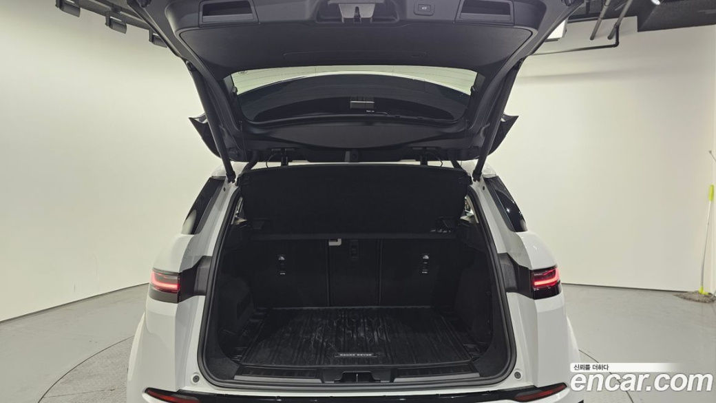 Land Rover Range Rover Evoque P250 S, 2025